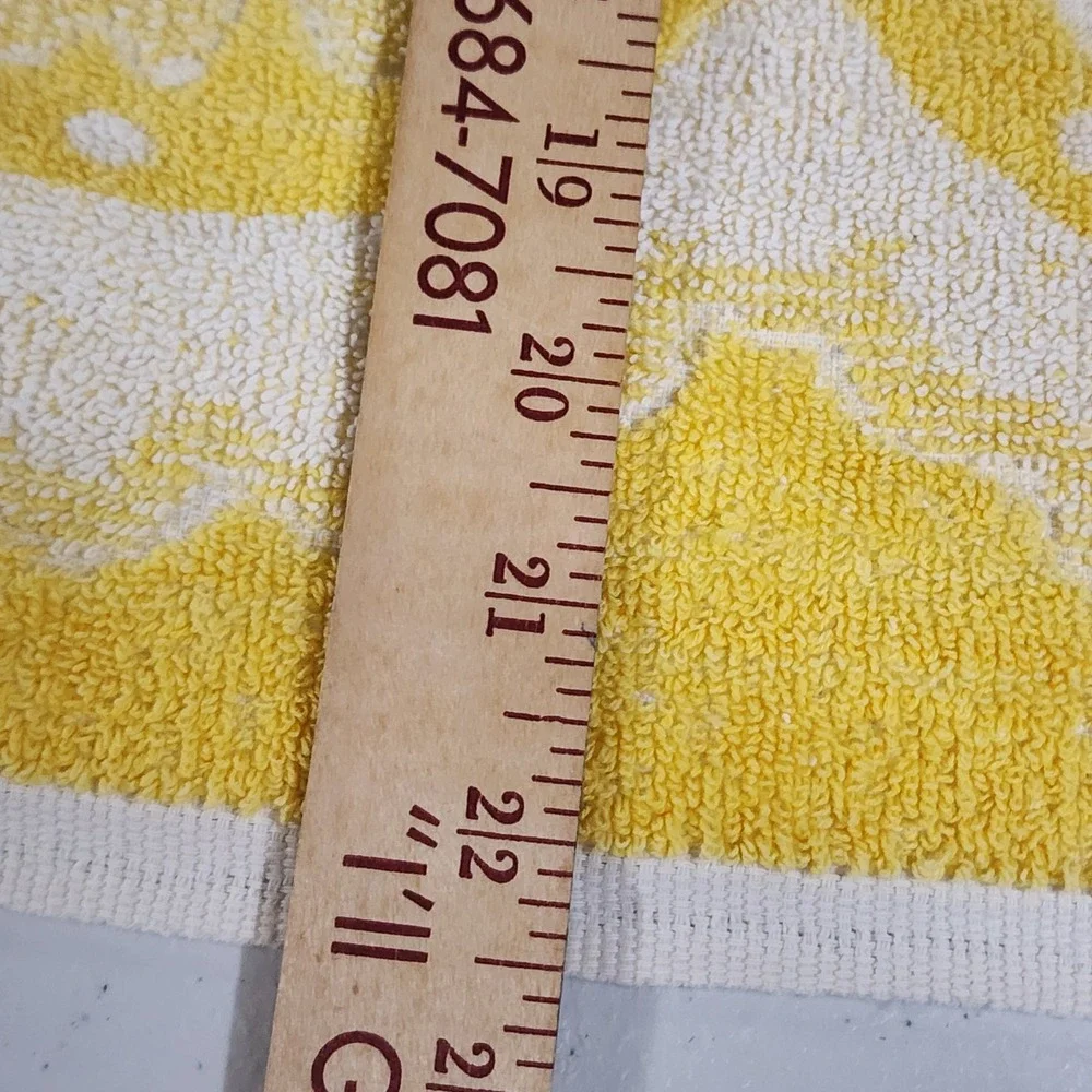 Vintage Yellow White Damask Floral Terry Cloth Bath Towel Retro Mid Century